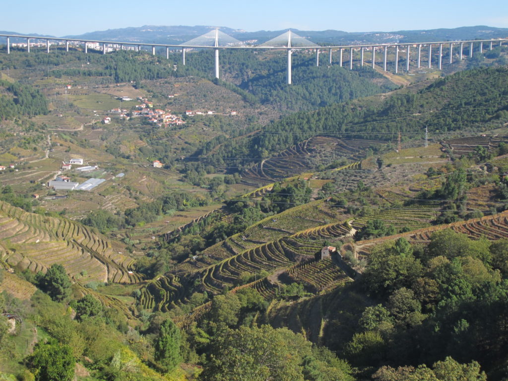 Pont, étape incontournable lors de nos voyages moto au Portugal